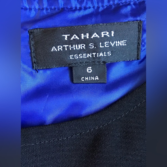 Tahari Black Belted SS Midi Dress With Split In Back Pleat Sz. 6 - Picture 11 of 16